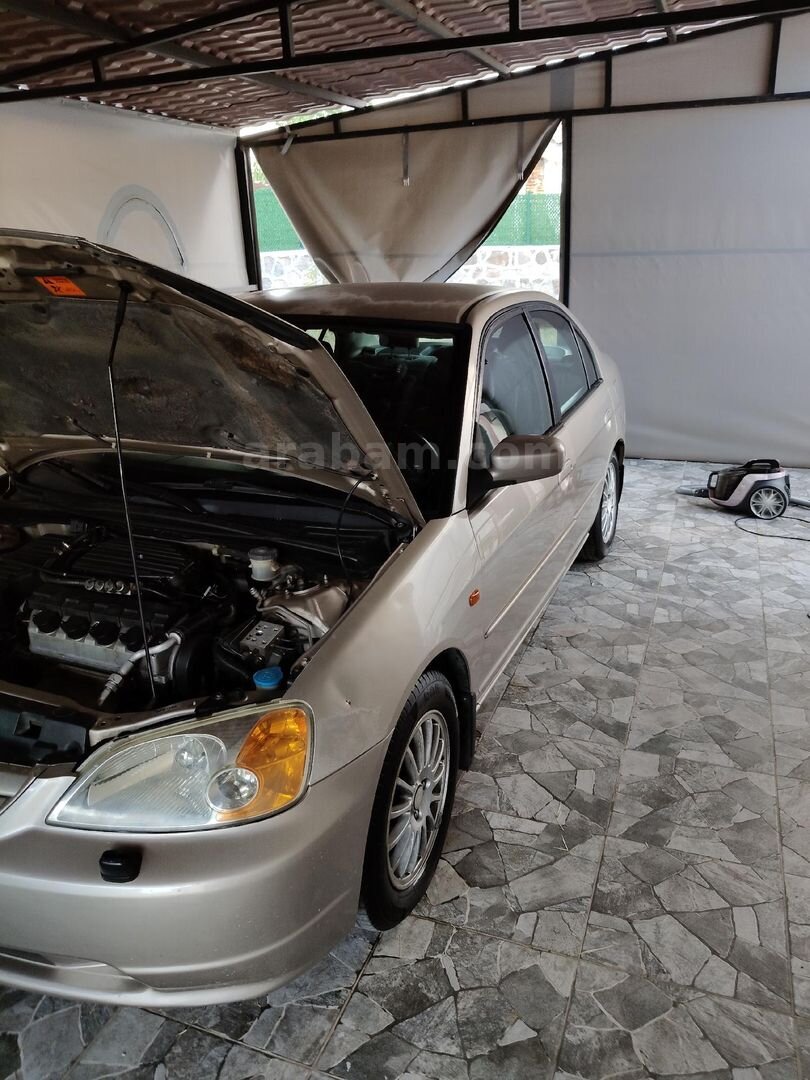 Sahibinden Honda Civic 1.6 VTEC 2002 Model 5