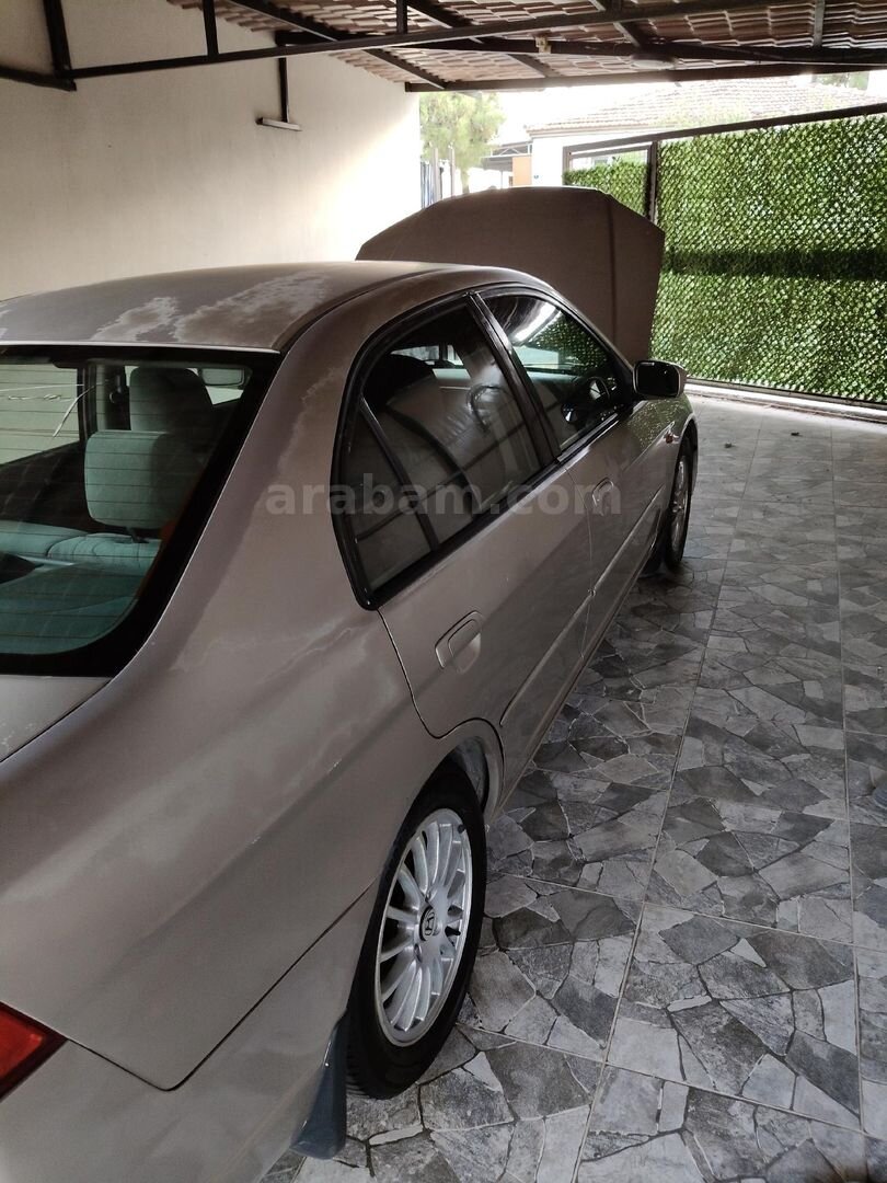 Sahibinden Honda Civic 1.6 VTEC 2002 Model 4
