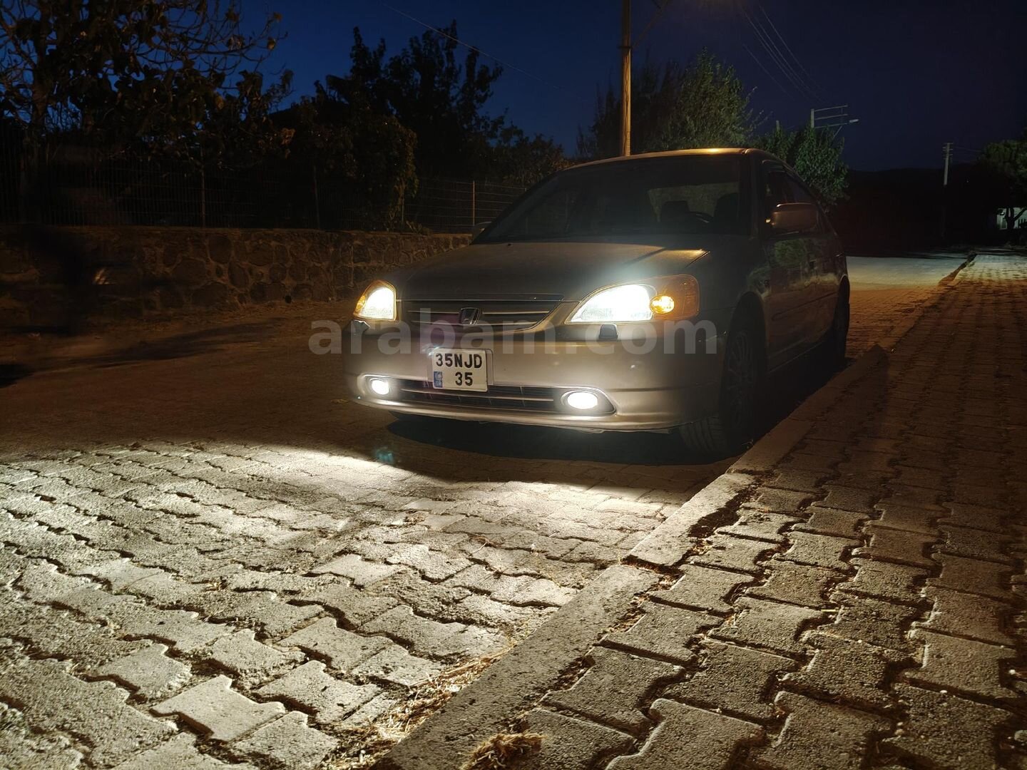 Sahibinden Honda Civic 1.6 VTEC 2002 Model 2