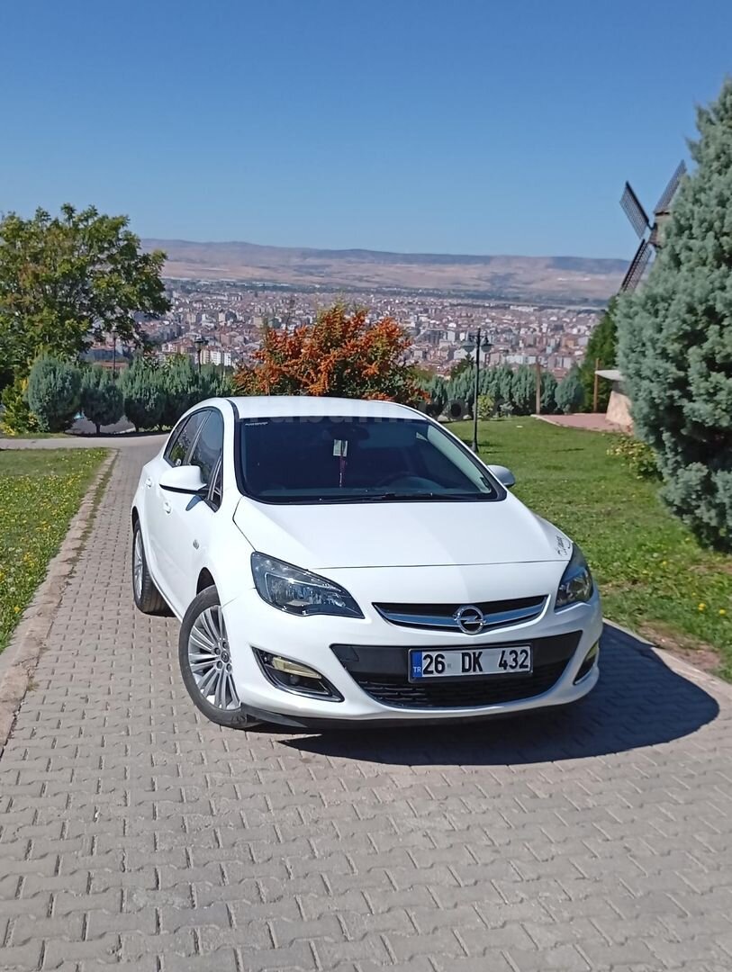 Sahibinden Opel Astra 1.4 T Enjoy Active 2015 Model Eskişehir 116.000 km Beyaz 3
