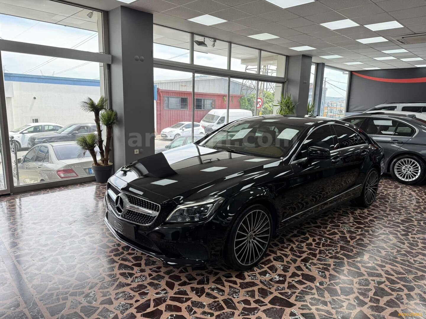 MAKER OTO'DAN 2015MODEL MERCEDES-BENZ CLS 250CDI BLUETEC 4 MATIC 1