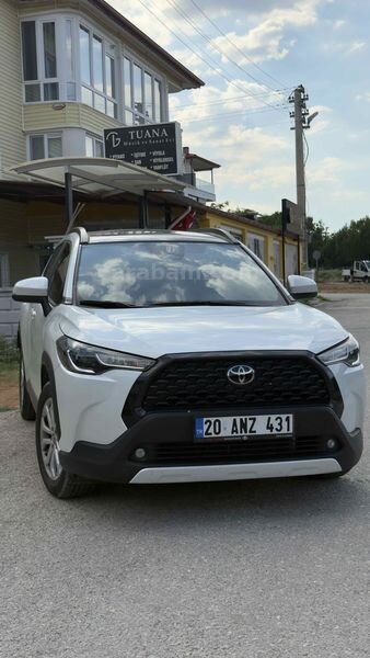 Sahibinden Toyota Corolla Cross 1.8 Hybrid Flame X-Pack 2024 Model