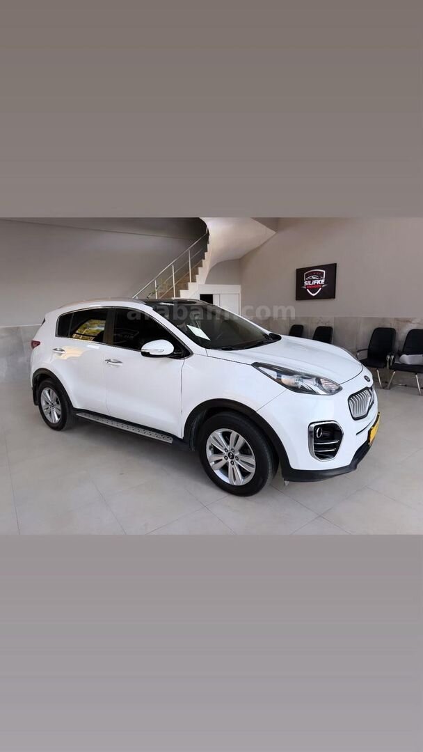 Sahibinden Kia Sportage 1.6 GDI Premium 2017 Model 115.000 km Beyaz 5