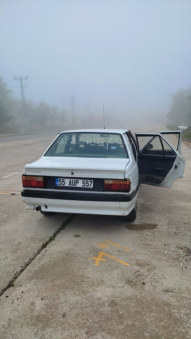 Sahibinden Renault R 9 1.4 Broadway 1995 Model Samsun 382.000 km Beyaz 6