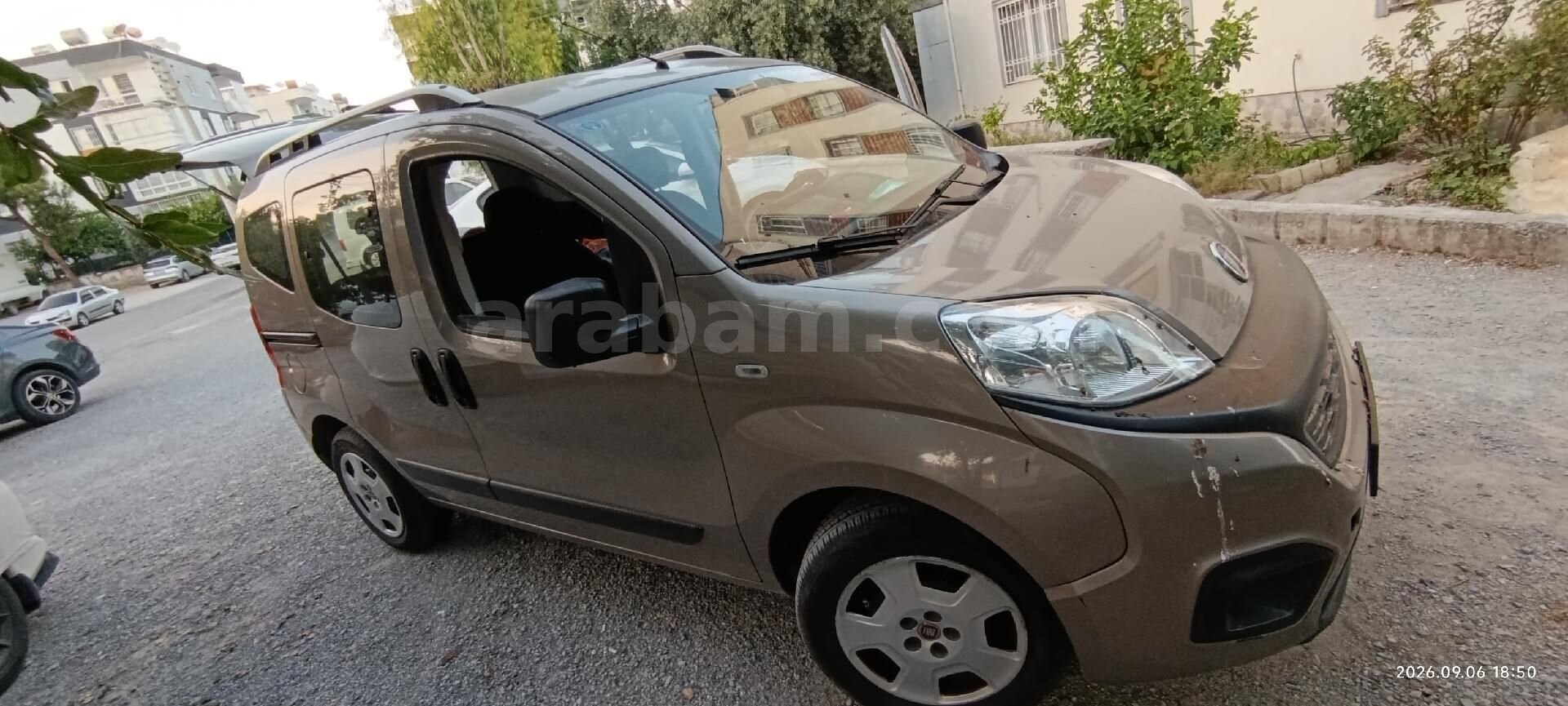 Sahibinden Fiat Fiorino Combi 1.3 Multijet Pop 2017 Model 205.175 km Gri 1