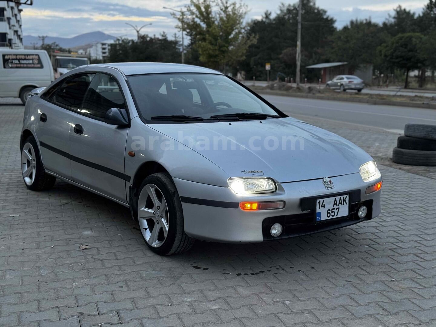Galeriden Mazda Lantis 1.8 1998 Model Kahramanmaraş 1