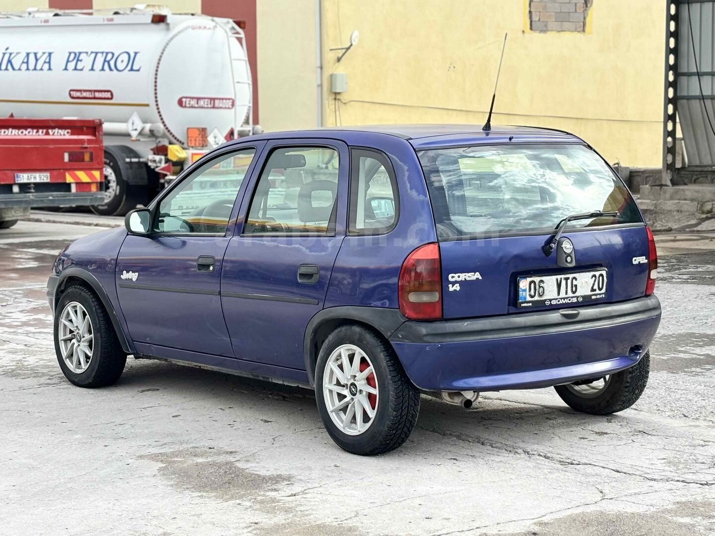 Sahibinden değişensiz hidrolik dreksiyon Opel Corsa 1.4 Swing 1996 Model 5