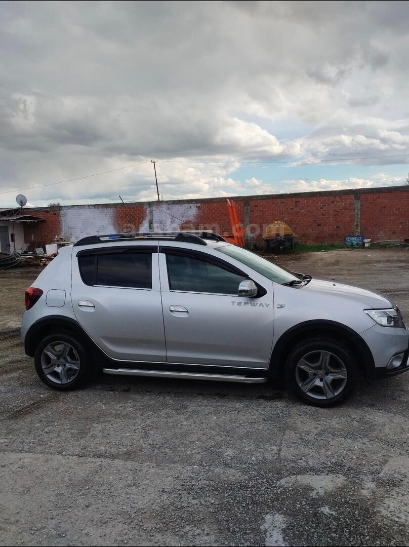 Sahibinden Dacia Sandero 1.5 dCi Stepway 2017 Model Balıkesir 130.400 km Gri (Gümüş) 6