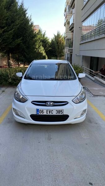 Sahibinden Hyundai Accent Blue 1.6 CRDI Mode 2015 Model 243.500 km Beyaz 1
