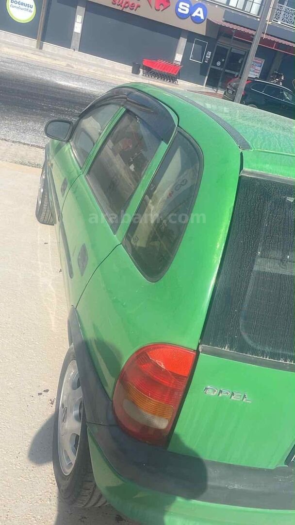 Sahibinden Opel Corsa 1.4 GLS 1998 Model Aydın 275.000 km Yeşil 5