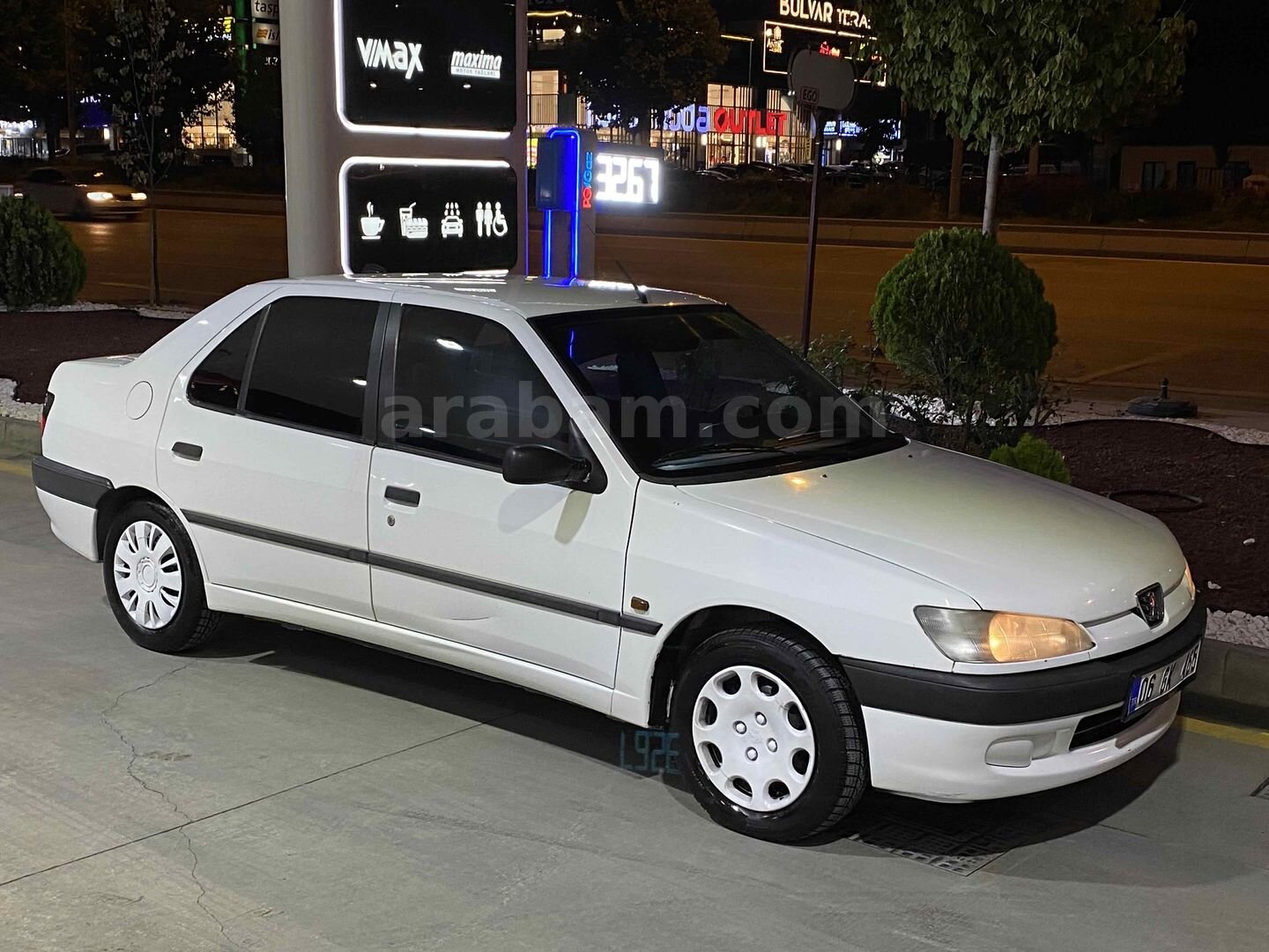 Sahibinden Peugeot 306 1.6 Griffe 1999 Model Ankara 290.000 km Beyaz 3