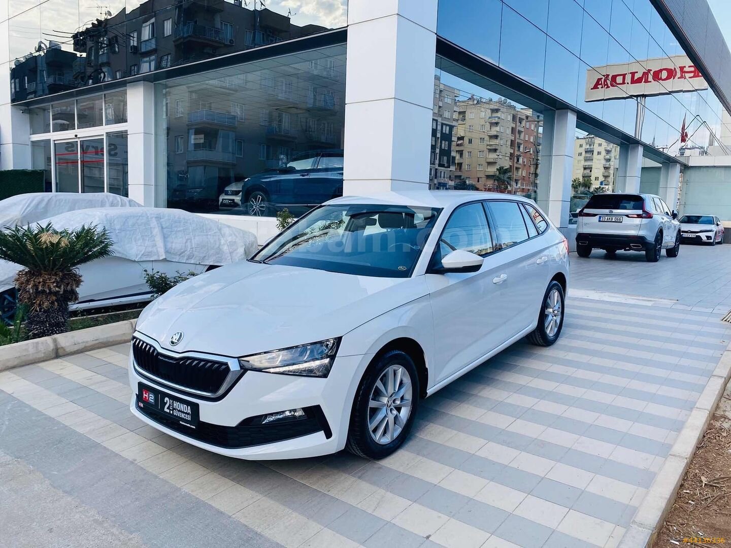 "H2'DEN"KREDİ KARTINA%0 FAİZ-2021 SCALA 1.0 TSI PREMIUM DSG 1