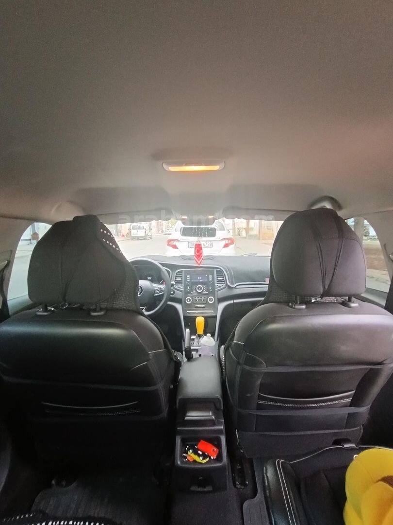 Sahibinden Renault Megane 1.5 Blue DCI Touch 2020 Model Şanlıurfa 158.000 km Beyaz 6