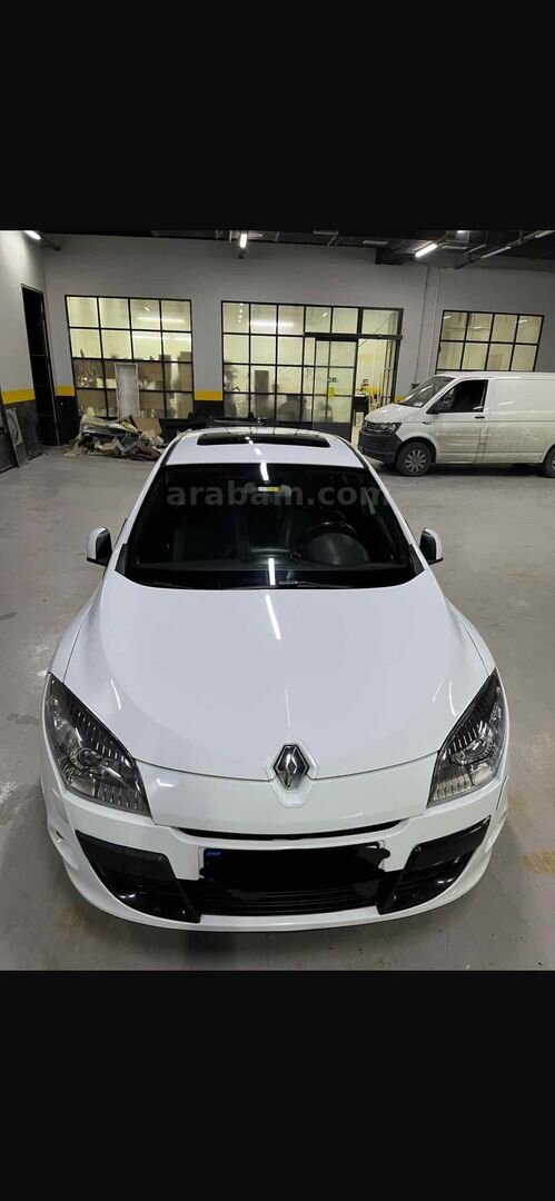 Sahibinden Renault Megane 1.5 dCi Dynamique 2011 Model İstanbul 229.000 km Beyaz 5