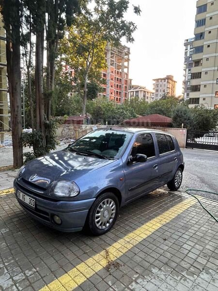 Sahibinden Renault Clio 1.6 RTE 2000 Model İstanbul 221.000 km Mavi
