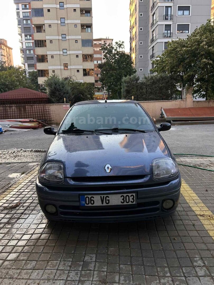 Sahibinden Renault Clio 1.6 RTE 2000 Model İstanbul 221.000 km Mavi 2