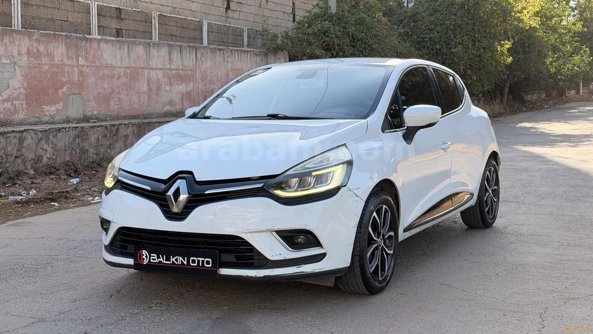 Galeriden Renault Clio 1.5 dCi Icon 2017 Model Gaziantep 170.000 km Beyaz 5