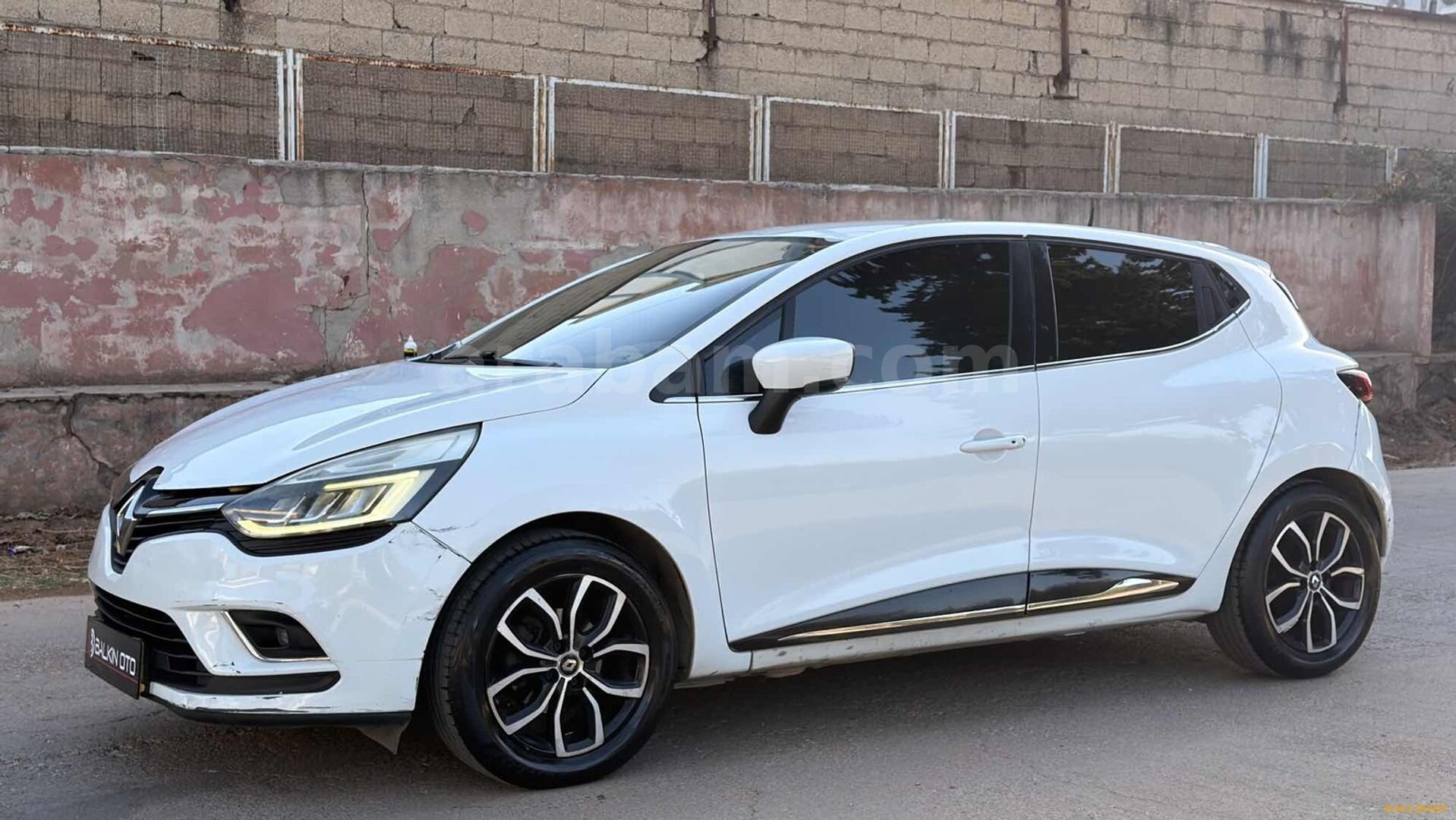 Galeriden Renault Clio 1.5 dCi Icon 2017 Model Gaziantep 170.000 km Beyaz 6