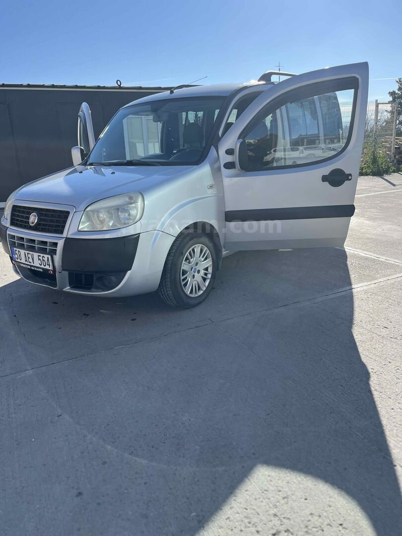 Sahibinden Fiat Doblo Combi 1.3 Multijet 2010 Model Sivas 192.000 km Gri 3