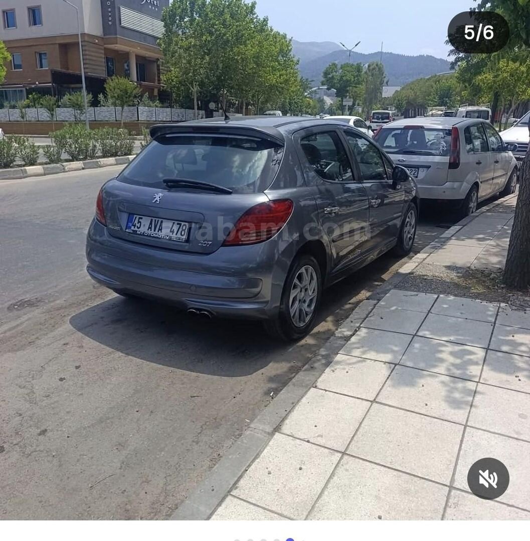Sahibinden Peugeot 207 1.4 HDi Trendy 2011 Model Kütahya 259.000 km Gri 1
