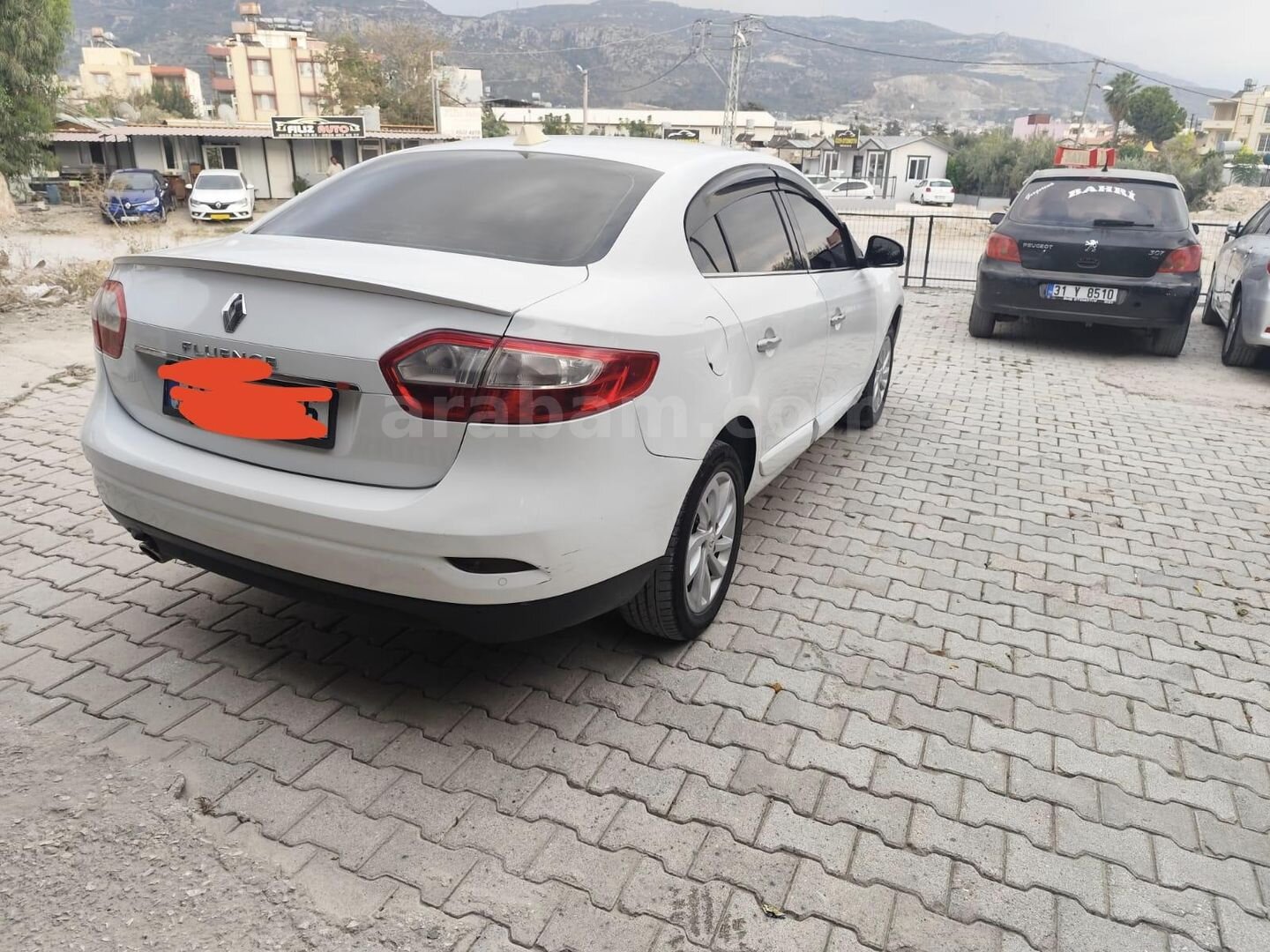 Sahibinden Renault Fluence 1.5 dCi Icon 2013 Model Antalya 285.000 km Beyaz 5