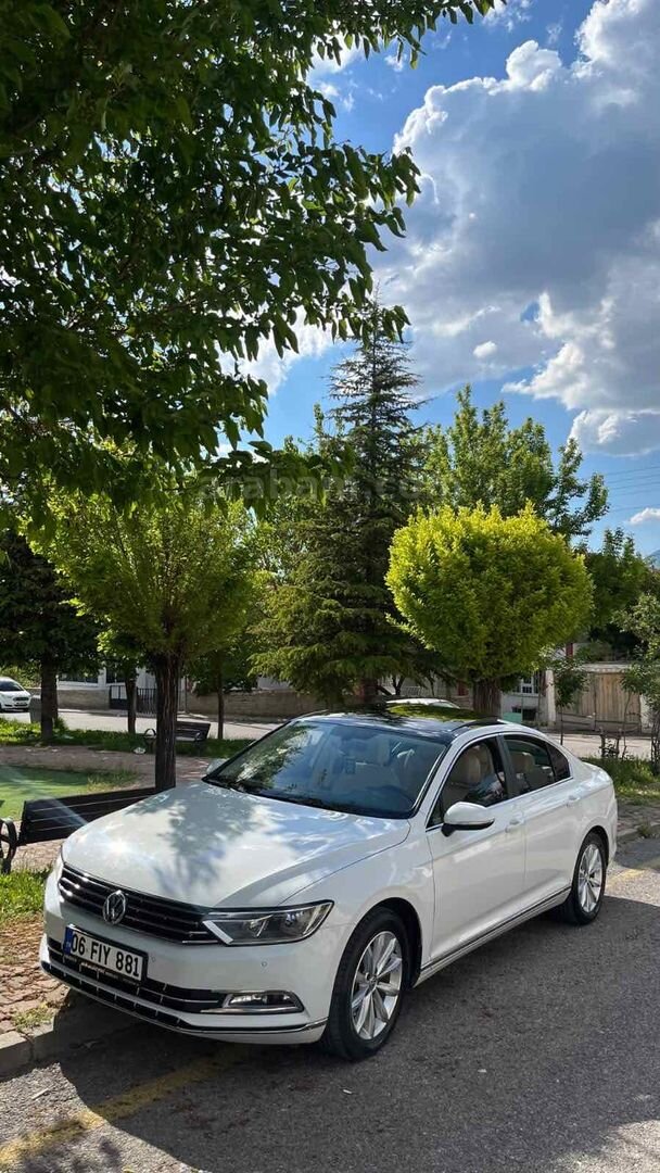 Sahibinden Volkswagen Passat 1.6 TDi BlueMotion Comfortline 2015 Model Kayseri 116.000 km Beyaz 2