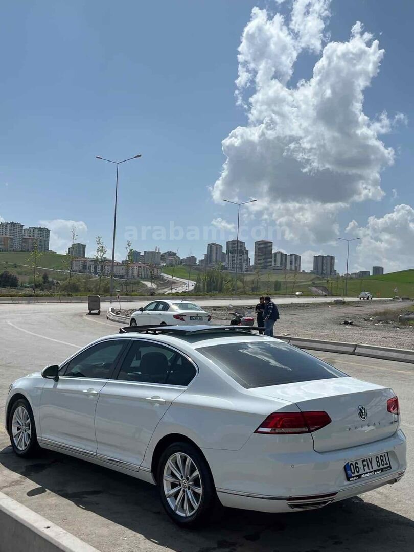 Sahibinden Volkswagen Passat 1.6 TDi BlueMotion Comfortline 2015 Model Kayseri 116.000 km Beyaz 3