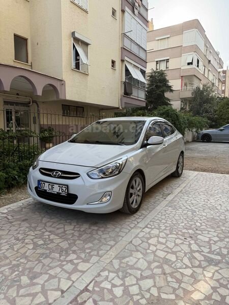 Sahibinden Hyundai Accent Blue 1.6 CRDI Mode Plus 2017 Model 2018 çıkışlı