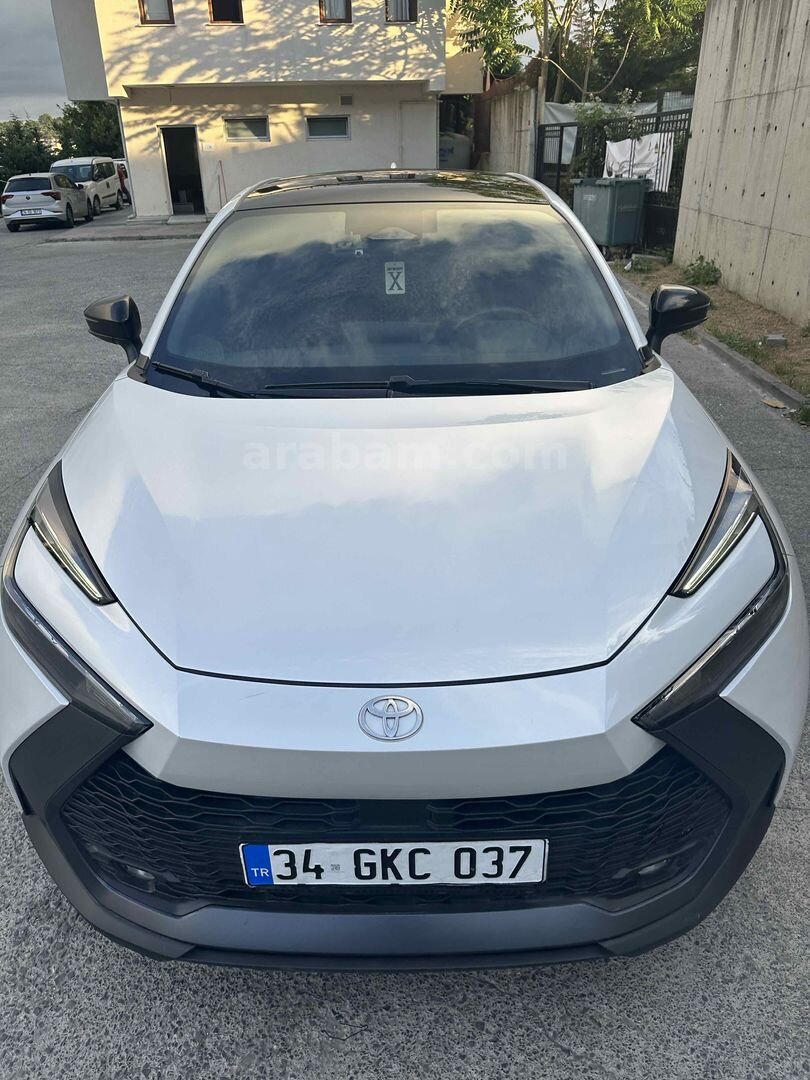 Sahibinden Toyota C-HR 1.8 Hybrid Passion 2024 Model 4