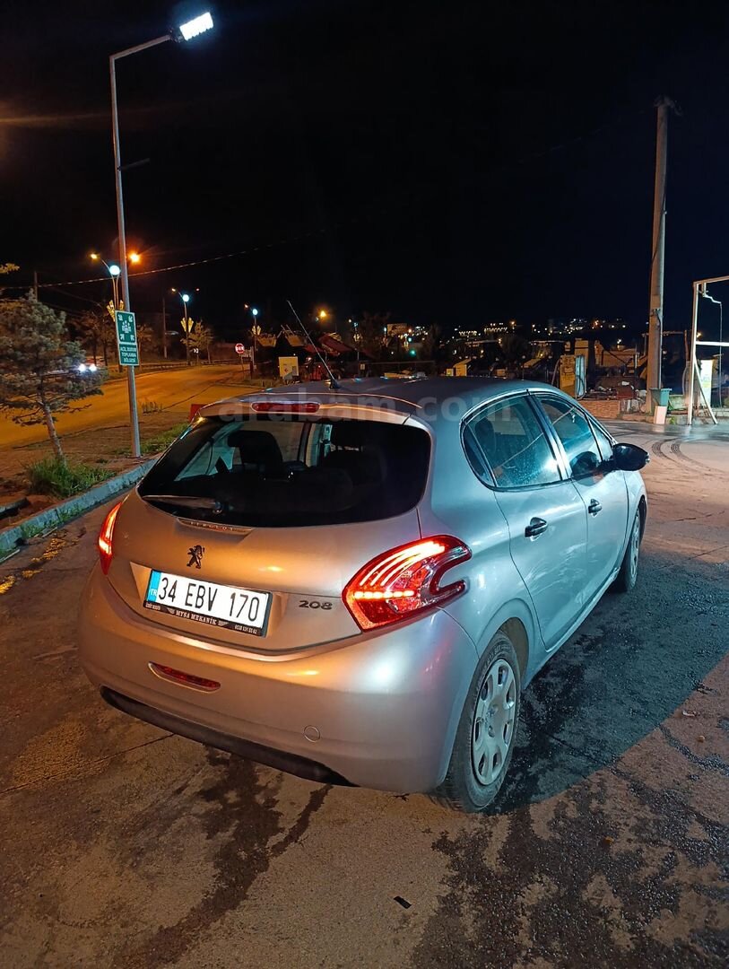 Sahibinden Peugeot 208 1.2 VTi Access 2012 Model 3