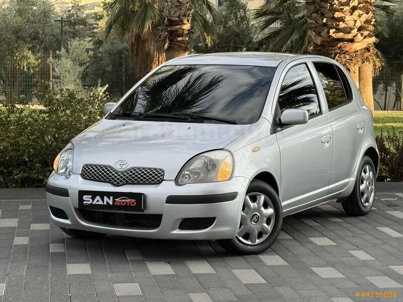 2004 Yaris 1.0 OTOMATİK 218 BİNDE DEĞİŞENSİZ ÇOĞU YERİ BOYASIZZZ