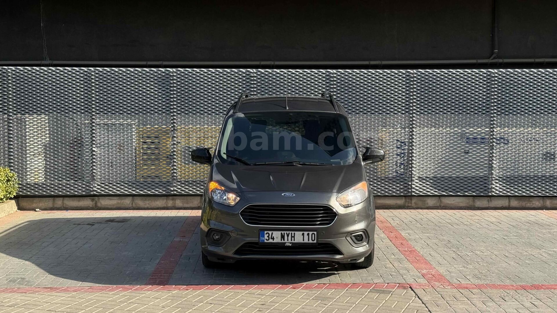 Sahibinden Ford Tourneo Courier 1.0 EcoBoost Titanium Plus 2023 Model 2