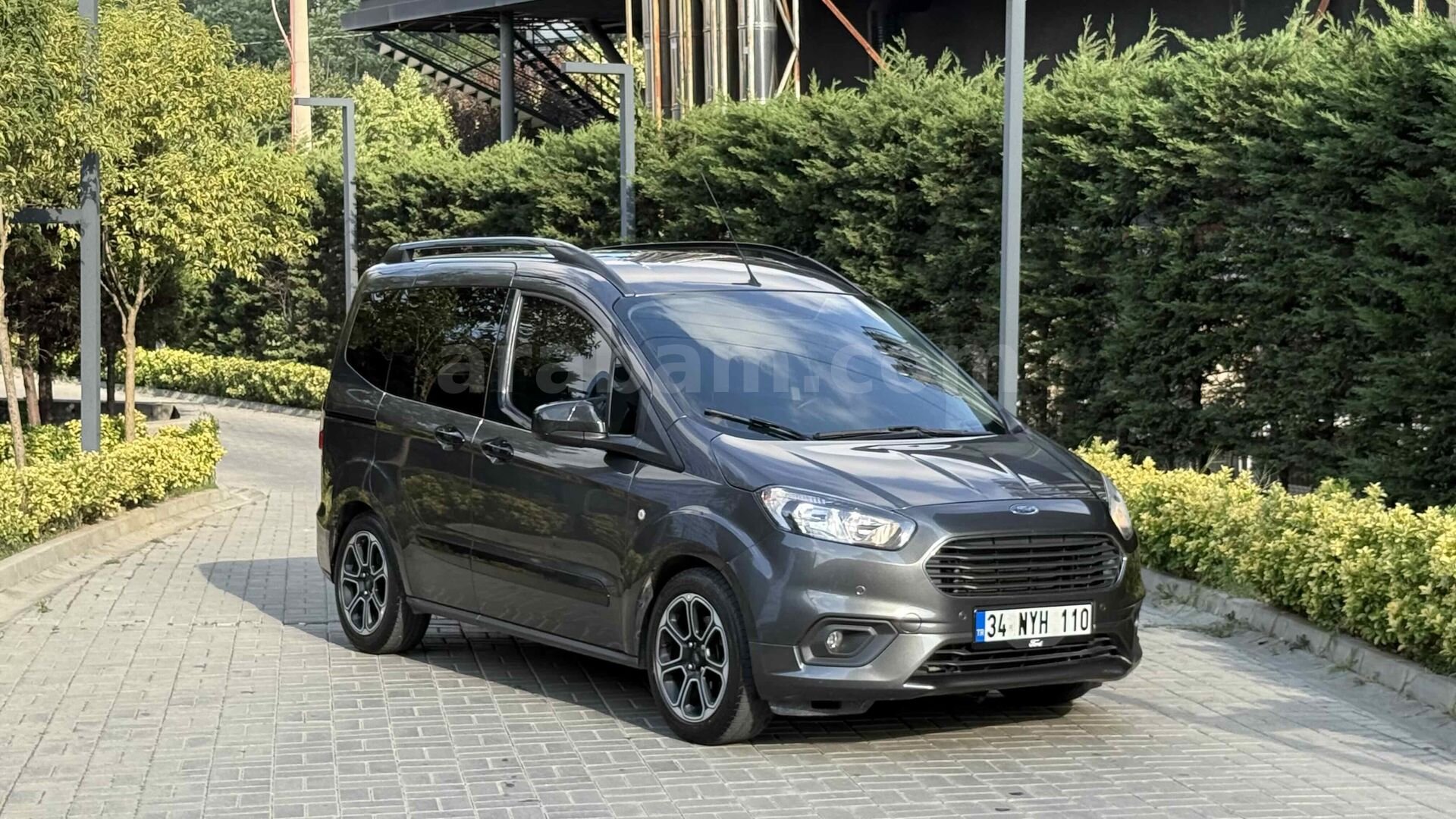 Sahibinden Ford Tourneo Courier 1.0 EcoBoost Titanium Plus 2023 Model 1