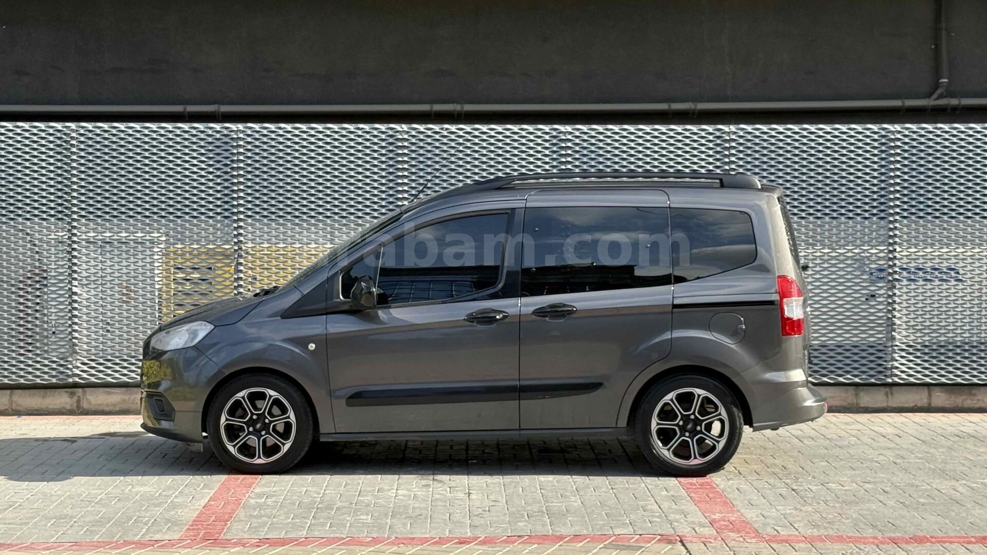 Sahibinden Ford Tourneo Courier 1.0 EcoBoost Titanium Plus 2023 Model 7