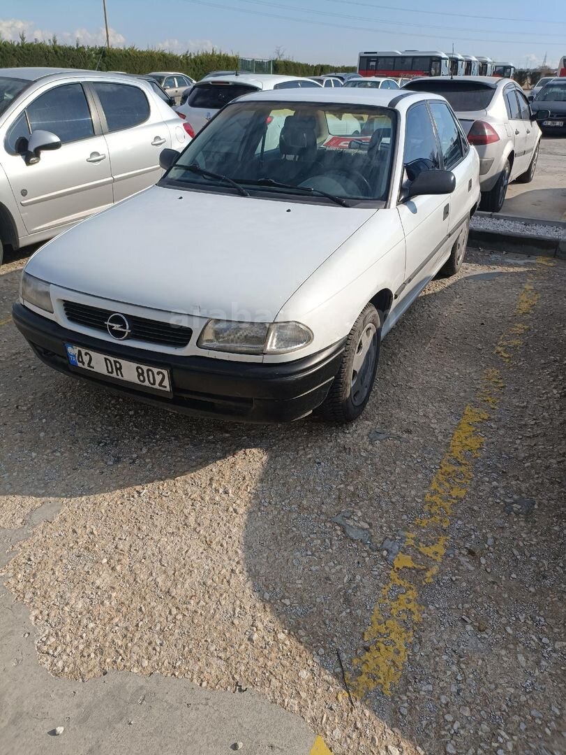 Sahibinden Opel Astra 1.6 GL 1996 Model Konya 321.200 km Beyaz 1