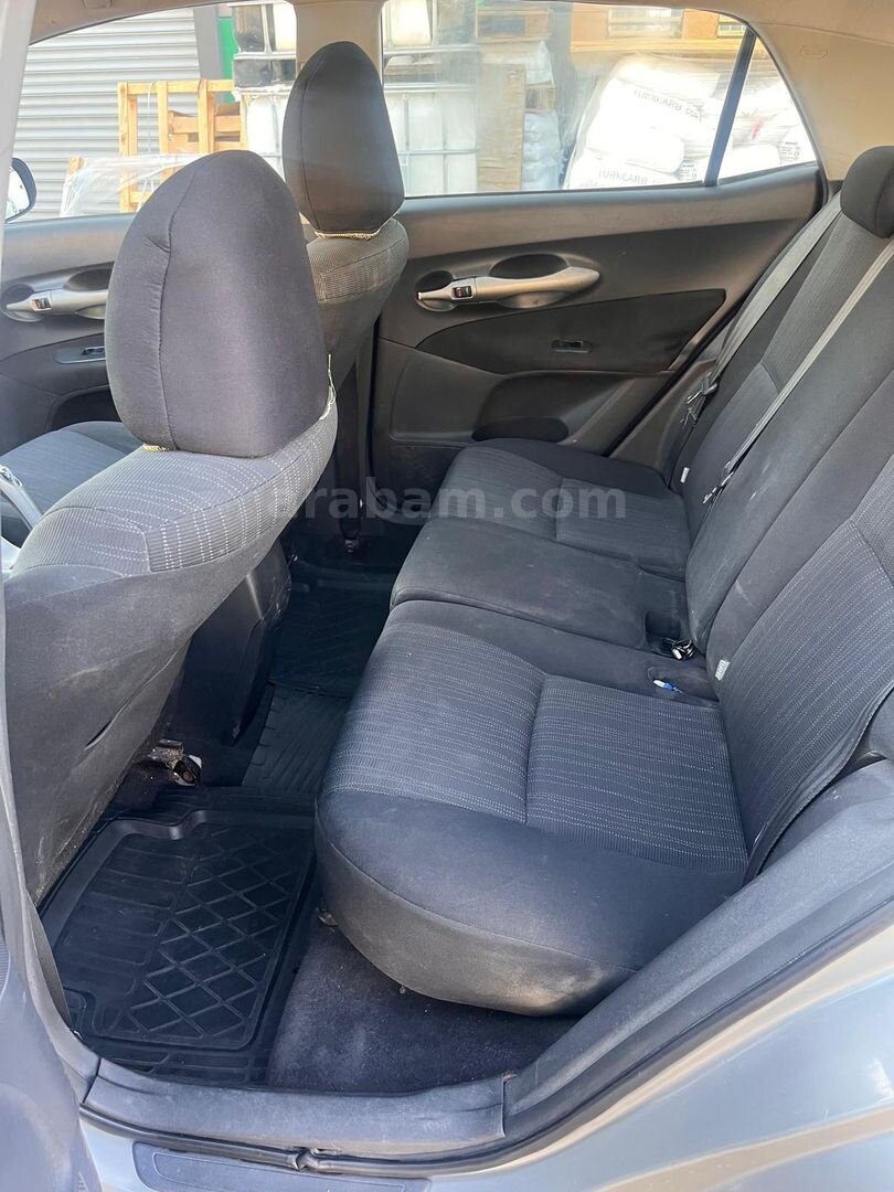 Sahibinden Toyota Auris 1.4 D-4D Comfort 2008 Model 5