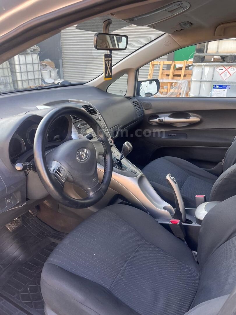 Sahibinden Toyota Auris 1.4 D-4D Comfort 2008 Model 4