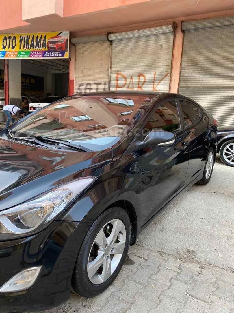 Sahibinden Hyundai Elantra 1.6 D-CVVT Prime Plus 2012 Model 2