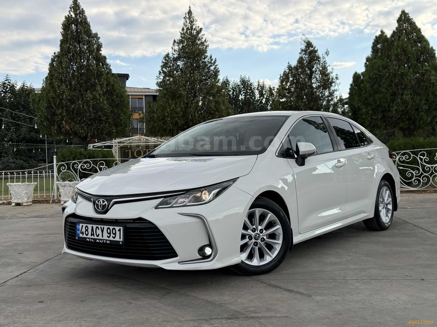 2019 COROLLA EMSALSİZ SIFIR GİBİ 1.6 FLAME 24.000 KM HATASIZ 7