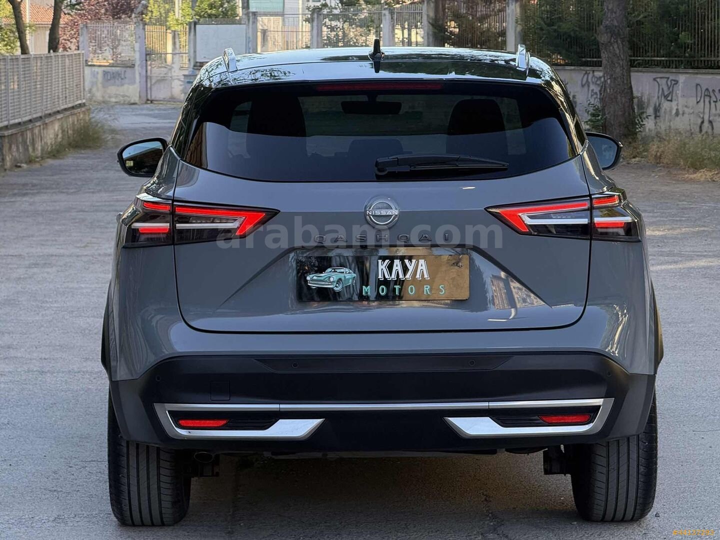 **10.000KM**HATASIZ BOYASIZ TRAMERSİZ İLK SAHİBİNDEN 4
