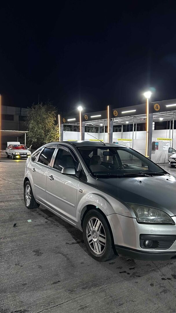 Sahibinden Ford Focus 1.6 Ghia 2006 Model 5