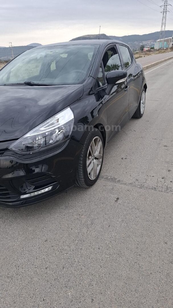 Sahibinden Renault Clio 1.5 dCi Joy 2018 Model Mersin 212.000 km Siyah 7