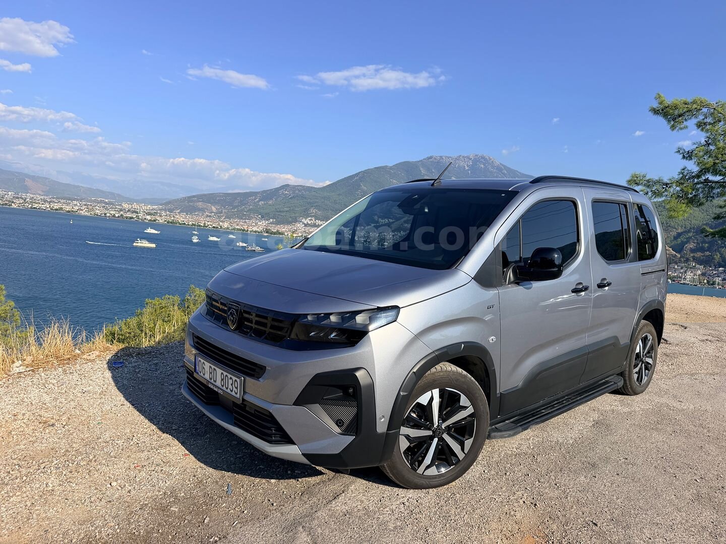 Sahibinden Peugeot Rifter 1.5 BlueHDI GT 2025 Model 1