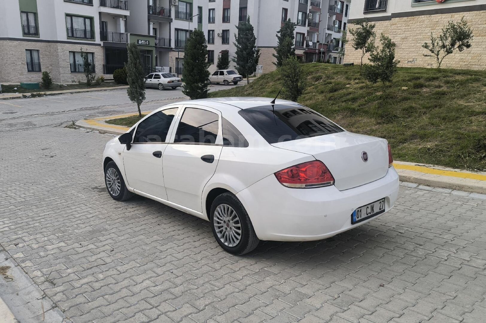 Sahibinden Fiat Linea 1.3 Multijet Active Plus 2013 Model 160.000 km Beyaz 6