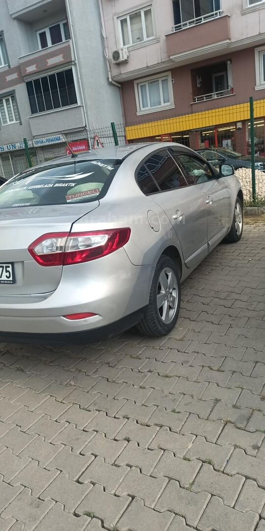 Sahibinden Renault Fluence 1.5 dCi Extreme Edition 2012 Model Bursa 200.850 km Gri 3