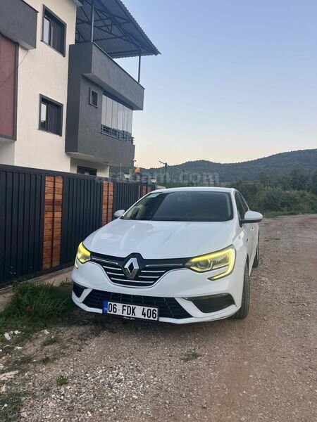 Sahibinden Renault Megane 1.5 dCi Touch 2019 Model Mersin 214.000 km Beyaz