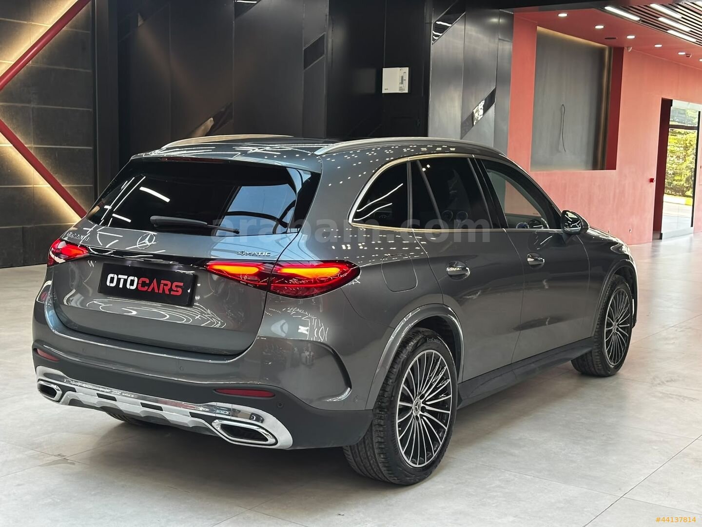 OTOCARS-6 BİN'DE MERCEDES GLC 220D E1 AMG HEADUP ARKA AKS HATASZ 6