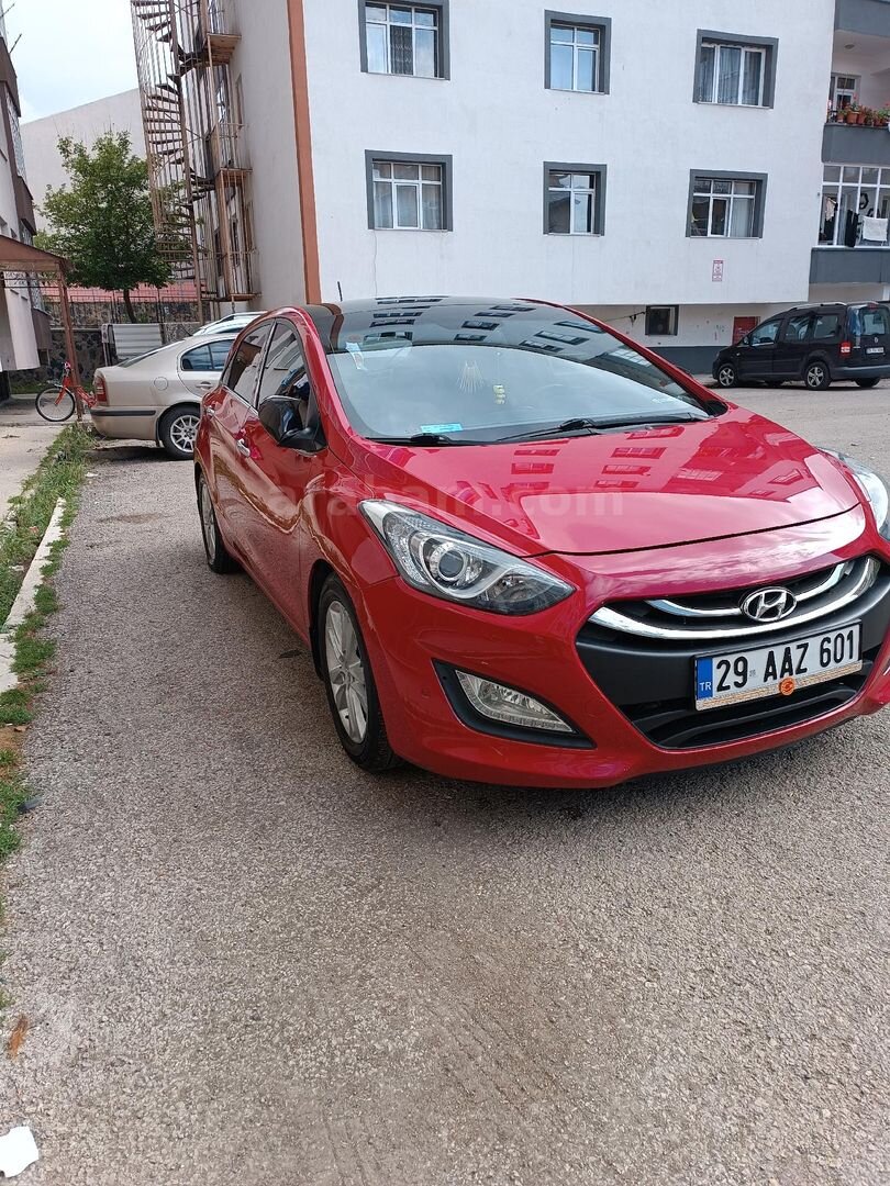 Sahibinden Hyundai i30 1.6 GDI Elite 2012 Model 3