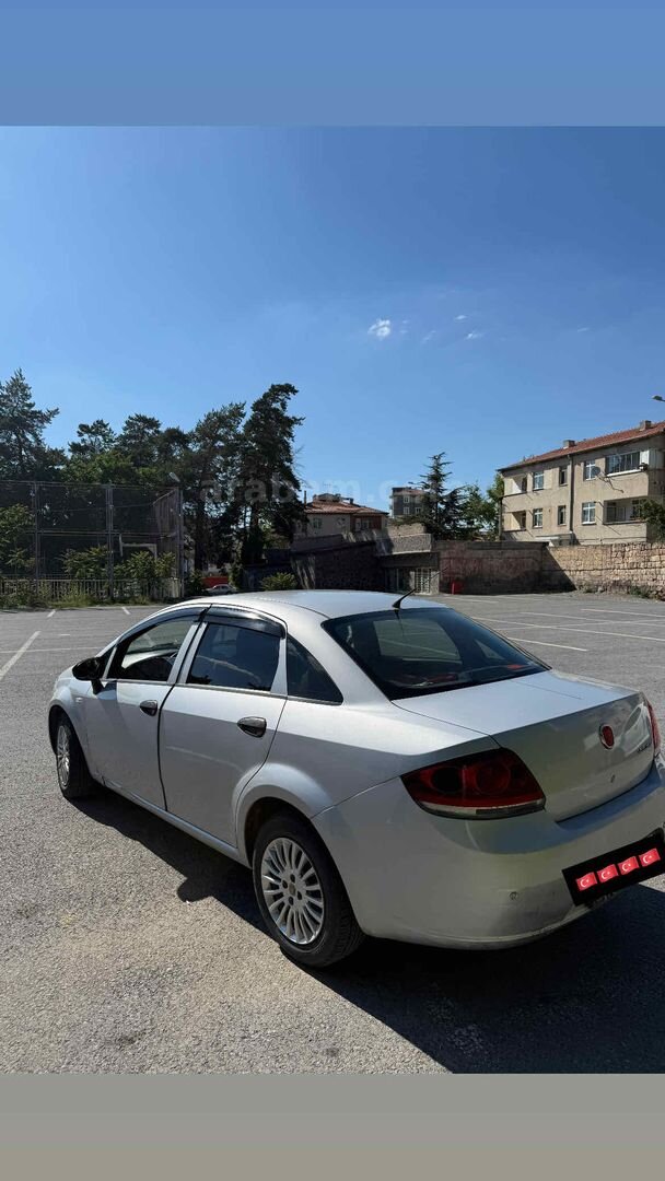 Sahibinden Fiat Linea 1.3 Multijet Active Plus 2011 Model 260.000 km Gri (Gümüş) 3