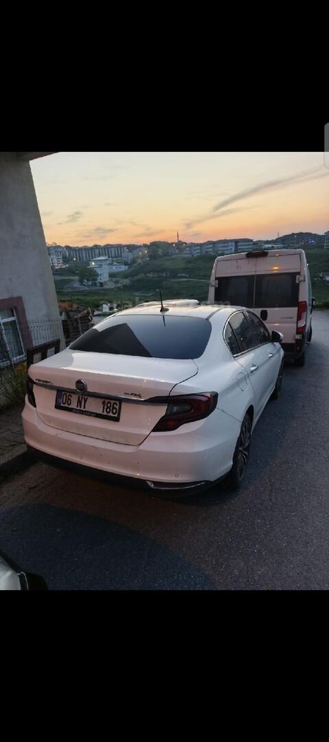 Sahibinden Fiat Egea 1.6 Multijet Lounge 2021 Model İstanbul 85.000 km Beyaz 2